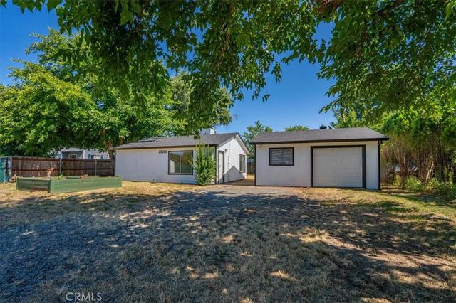 25260 Orange St, Los Molinos, CA 96055
