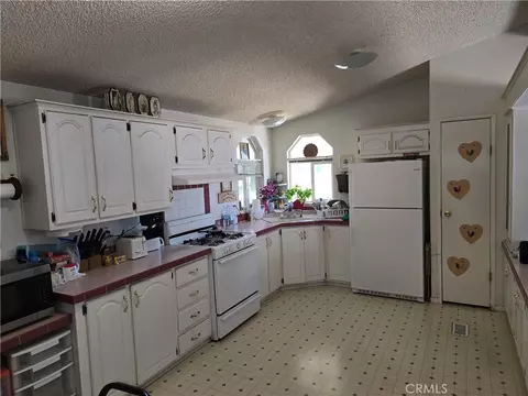24366 Electric Ave, Red Bluff, CA 96080 photo 10