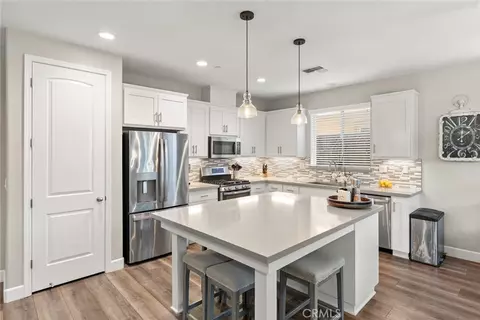Kitchen - 722 Eel River Ln, Chico, CA 95973 photo 1 of 2