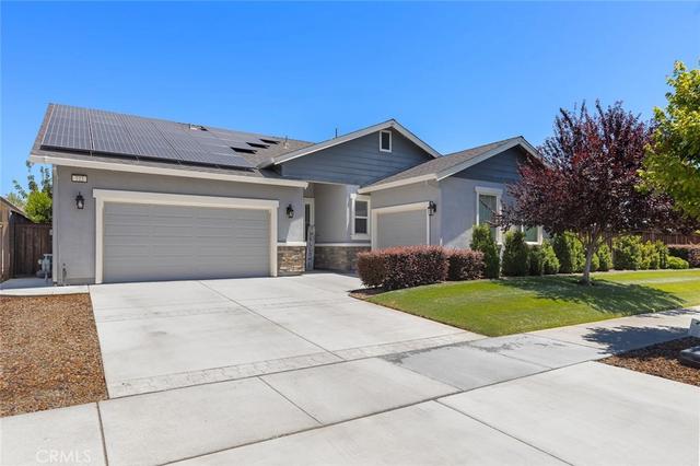722 Eel River Ln, Chico, CA 95973