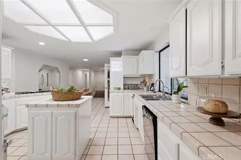 Kitchen - 9246 Troxel Rd, Chico, CA 95928 photo 3 of 4