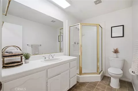 Bath - 9246 Troxel Rd, Chico, CA 95928 photo 3 of 3