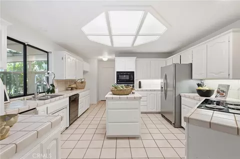 Kitchen - 9246 Troxel Rd, Chico, CA 95928 photo 2 of 4