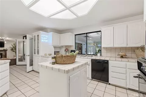 Kitchen - 9246 Troxel Rd, Chico, CA 95928 photo 4 of 4