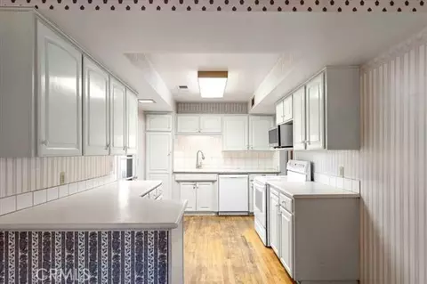 Kitchen - 330 Belle Mill Rd, Red Bluff, CA 96080 photo 4 of 4