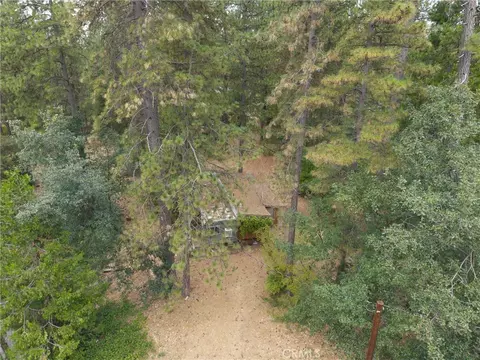 15184 Siwini Rd, Forest Ranch, CA 95942