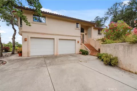 Exterior - 22560 Adobe Rd, Red Bluff, CA 96080 photo 2 of 14