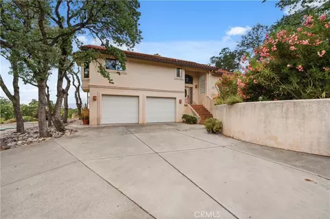 Exterior - 22560 Adobe Rd, Red Bluff, CA 96080 photo 4 of 14
