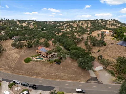View/Area - 22560 Adobe Rd, Red Bluff, CA 96080 photo 3 of 16