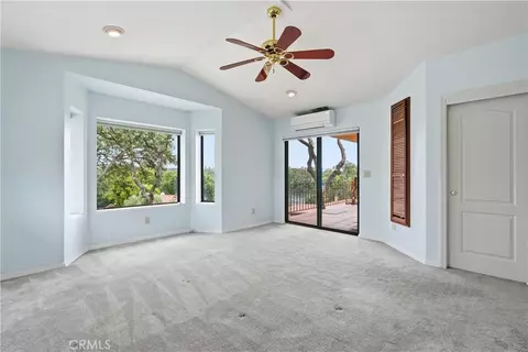 Bedroom - 22560 Adobe Rd, Red Bluff, CA 96080 photo 2 of 4