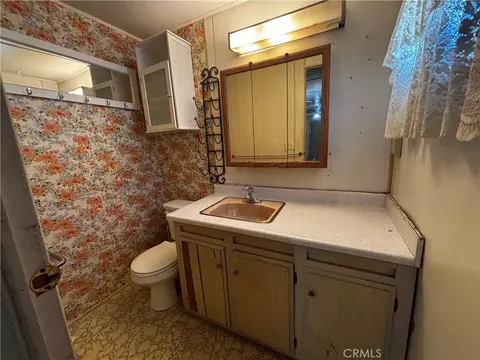 567 E Lassen #206, Chico, CA 95973 photo 17
