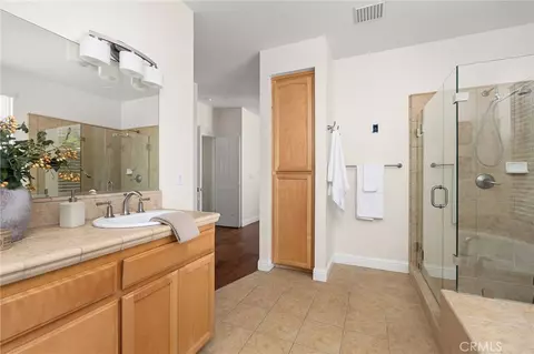 Bath - 3560 Shadowtree, Chico, CA 95928 photo 5 of 5