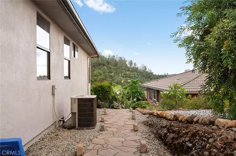 Exterior - 3560 Shadowtree, Chico, CA 95928 photo 5 of 11