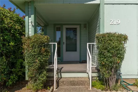 2050 Springfield Dr #219, Chico, CA 95928 photo 4