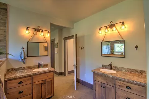 Bath - 8176 County Road 44, Glenn, CA 95943 photo 4 of 8