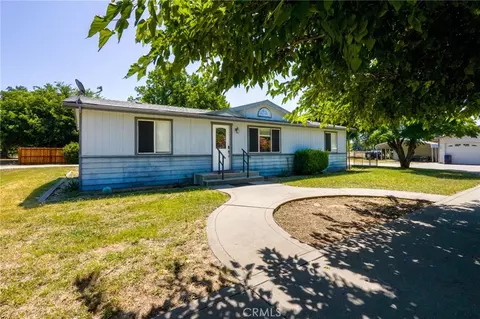 13742 Trinity, Red Bluff, CA 96080 photo 2