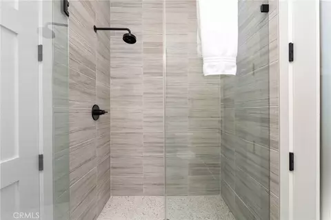 Bath - 5276 Harrison Rd, Paradise, CA 95969 photo 7 of 7