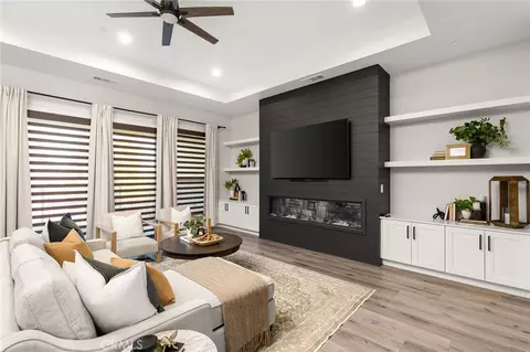 Living - 5276 Harrison Rd, Paradise, CA 95969 photo 2 of 3