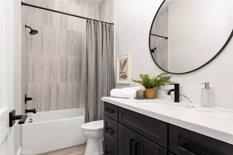 Bath - 5276 Harrison Rd, Paradise, CA 95969 photo 1 of 7