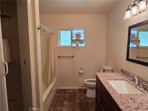 Bath - 4987 Midway, Richvale, CA 95974 photo 3 of 5