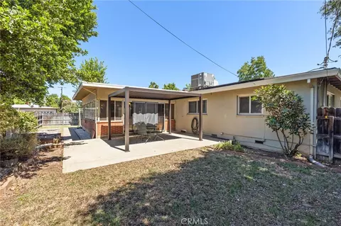 Exterior - 923 Moss Ave, Chico, CA 95926 photo 4 of 7
