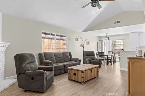 Living - 15 Hunter Ct, Chico, CA 95928 photo 1 of 3