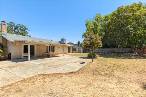Exterior - 1887 Modoc Dr, Chico, CA 95928 photo 4 of 8
