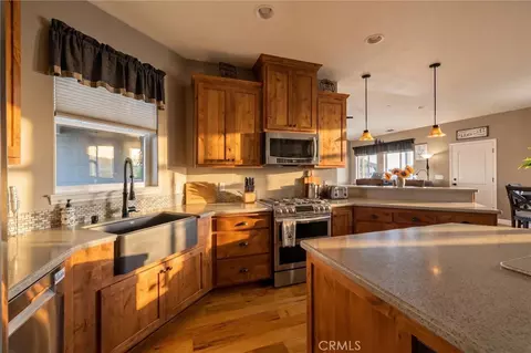 Kitchen - 5625 Piedmont Rd, Corning, CA 96021 photo 6 of 6