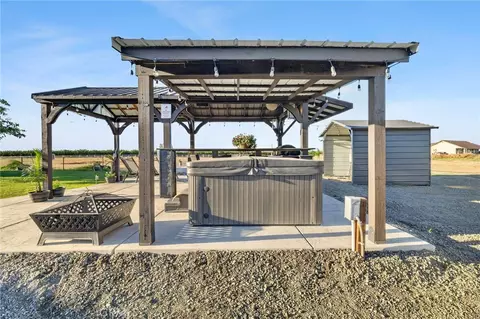 Exterior - 5625 Piedmont Rd, Corning, CA 96021 photo 11 of 26