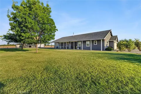 Exterior - 5625 Piedmont Rd, Corning, CA 96021 photo 8 of 26