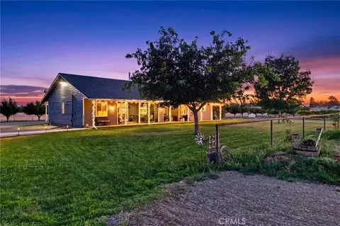 Exterior - 5625 Piedmont Rd, Corning, CA 96021 photo 1 of 26