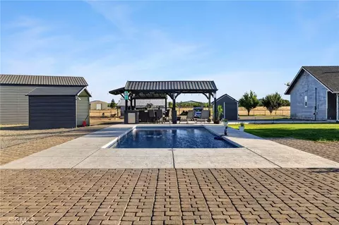 Exterior - 5625 Piedmont Rd, Corning, CA 96021 photo 9 of 26