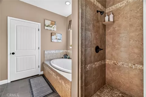 Bath - 5625 Piedmont Rd, Corning, CA 96021 photo 3 of 4