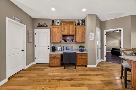 Entry Way - 5625 Piedmont Rd, Corning, CA 96021 photo 4 of 7