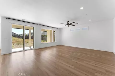 Living - 3677 Nadal Dr, Redding, CA 96002 photo 3 of 5