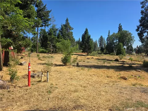 6474 Loyola Ct, Magalia, CA 95954
