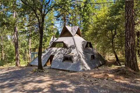 13081 Doe Mill Rd, Magalia, CA 95954