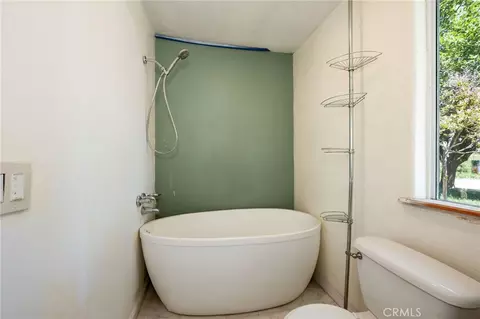 Bath - 4733 County Rd E, Orland, CA 95963 photo 2 of 3
