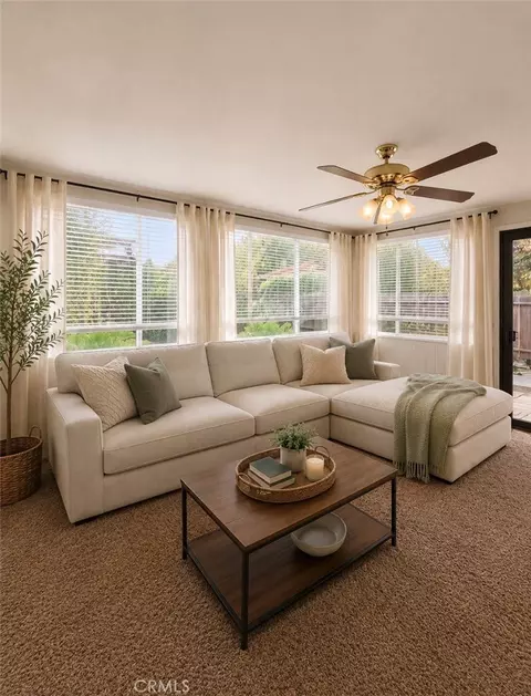 Living - 226 W 6th Ave, Chico, CA 95926 photo 2 of 2