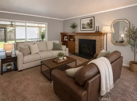 Living - 226 W 6th Ave, Chico, CA 95926 photo 1 of 2