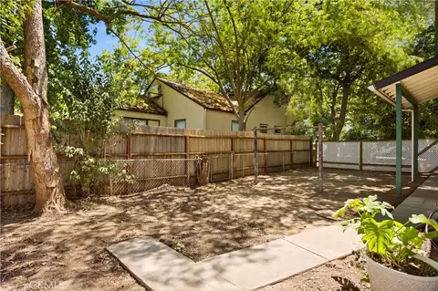 Exterior - 146 W 7th Ave, Chico, CA 95926 photo 3 of 8