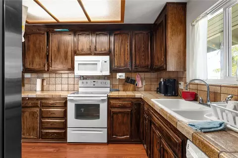 Kitchen - 3325 Hall, Corning, CA 96021 photo 4 of 4