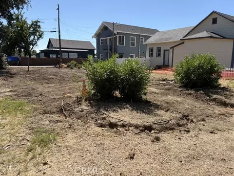 541 Jefferson St, Red Bluff, CA 96080 photo 3
