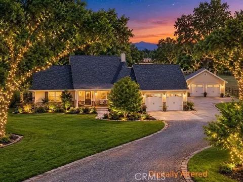 2764 Majestic Oak Cir, Cottonwood, CA 96022