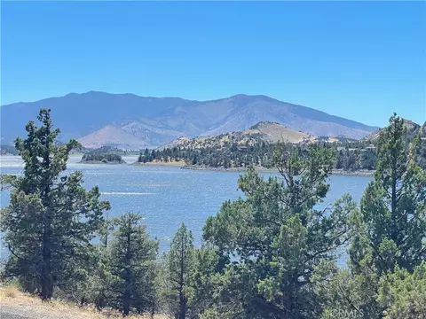 40 Lake Shore Dr, Weed, CA 96094 photo 3