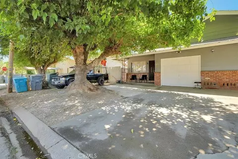 Exterior - 1056 Hedge Ave, Olivehurst, CA 95961 photo 2 of 8