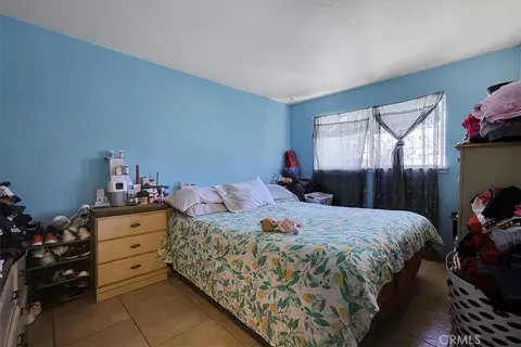Bedroom - 1056 Hedge Ave, Olivehurst, CA 95961 photo 5 of 8