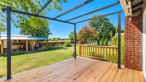 Exterior - 180 Nina Ave, Red Bluff, CA 96080 photo 3 of 7