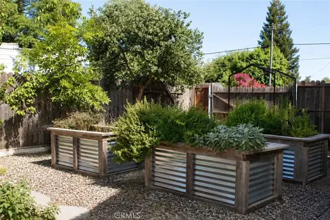 Exterior - 640 W 1st Ave, Willows, CA 95988 photo 3 of 7