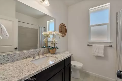 Bath - 36 Quillstone Loop, Chico, CA 95928 photo 3 of 4